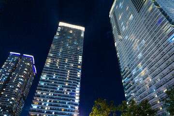 Fototapeta na wymiar Night view of high-rise condominiums in Tokyo, Japan_b_23