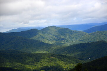 Fototapeta na wymiar Panorama Landschaft in den Blue Ridge Mountains, North Carolina