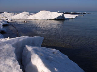 Slush on the seashore