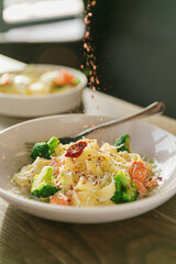 salmon pasta