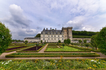 Fototapeta premium Frankreich - Villandry - Schloss Villandry - Schlossgarten & Parkanlage