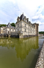 Fototapeta premium Frankreich - Villandry - Schloss Villandry - Schlossgraben
