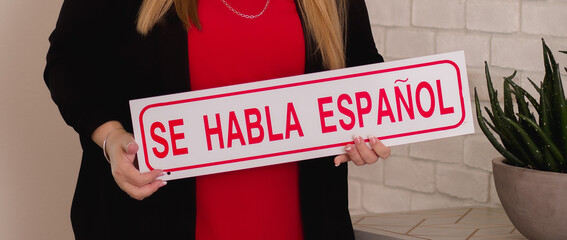 Se habla espanol we speak spanish 