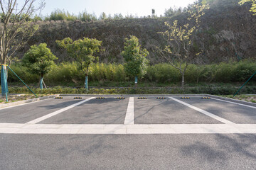 Obraz premium parming lot in city park