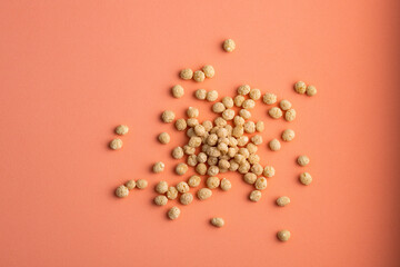 Chenopodium quinoa - Pile of pop quinoa seeds