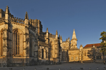 Fototapeta na wymiar view od outside of the Unfinished Chapels in the Batalha Monastery in Batalha, Portugal 