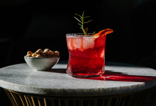 Sloe gin cocktail