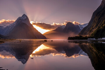 Fototapeta na wymiar Milford Sound and Mitre Peak reflections during golden hour