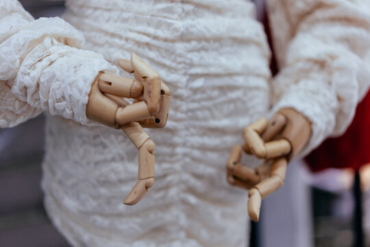 Puppets in  clothing store