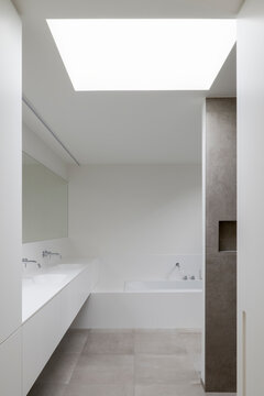 minimalist bathroom