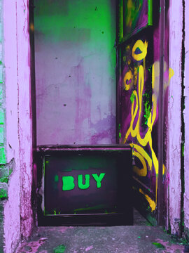 Old TV convincing you to BUY