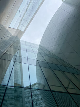The architectural glass fa&ccedil;ade of asian City Plaza is modern, simple, stylish and efficient.A strong commercial vibe.