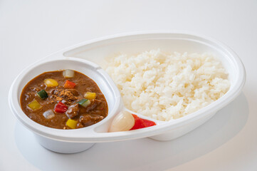 カレー　デリバリー