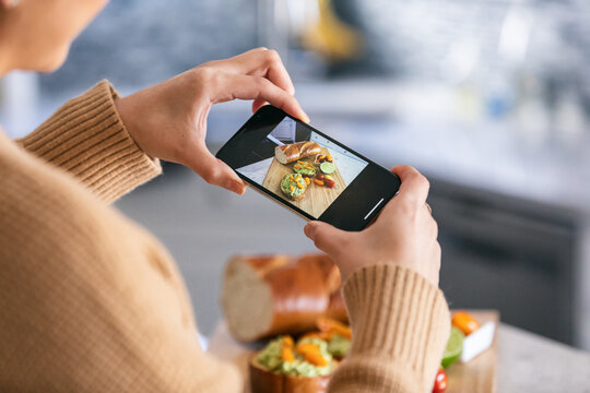 Kitchen: Taking Social Media Photos Of Avocado Toast