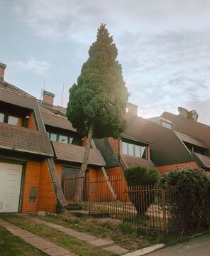 Belgrade Suburbs / Socialist Era /VIsnjicka banja 