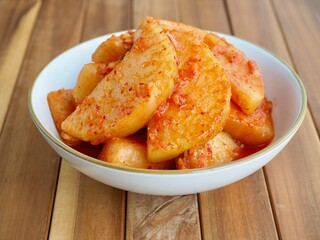 한국의 전통음식 무 김치