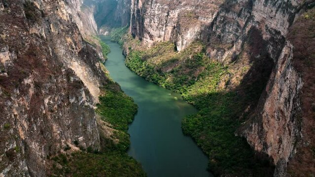 AERIAL - Sumidero Canyon and Grijalva River, Chiapas, Mexico, forward tilt up