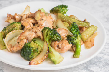 豚肉とブロッコリーの炒め物