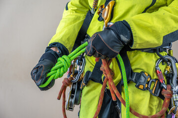 Rope access specialist getting ready for work
