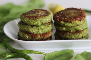 Cottage cheese spinach cutlets. Indian version of cutlets with crumbled cottage cheese, pureed...