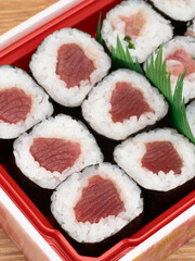 巻き寿司　鉄火巻きとネギトロ巻き