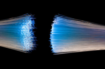 Divided optical fibersconnection