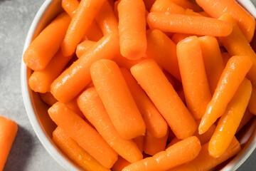 Raw Orange Organic Baby Carrots