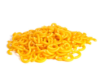 Gabelspaghetti isoliert vor weißem Hintergrund