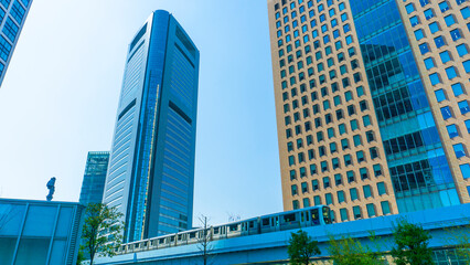 Naklejka premium Scenery of a high-rise office building fitted with glass_47