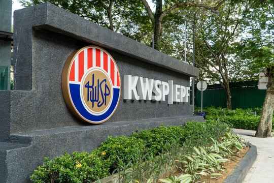 KWSP Employees provident fund, Malaysia's Prime Minister has approved the withdrawal of RM10k for the citizen that affected by the covid19 and recent flood