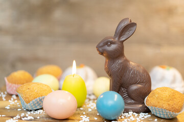 Ostermotiv mit einem Schokohasen.