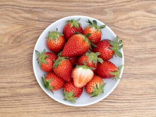 イチゴ　やよいひめ