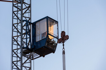 Fototapeta na wymiar construction crane on a sky