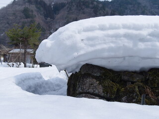 冬の景色｜雪の層