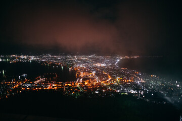 雨の日本三大夜景、函館