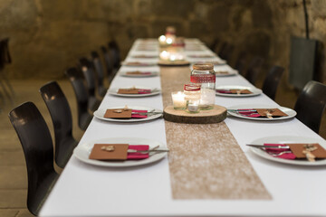 table setting in restaurant