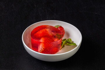 いちごのデザート　 red strawberries 