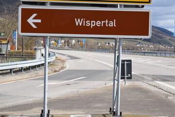Schild Richtung Wispertal