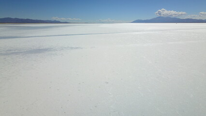 Fototapeta na wymiar Amazing northwestern Argentinian salt flat
