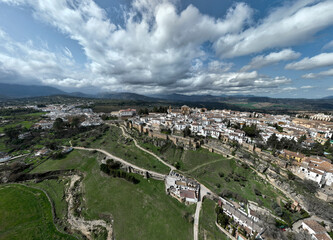 Obraz premium vista aérea de la ciudad monumental de Ronda en la provincia de Málaga, España