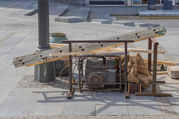 Power Generator Ladder