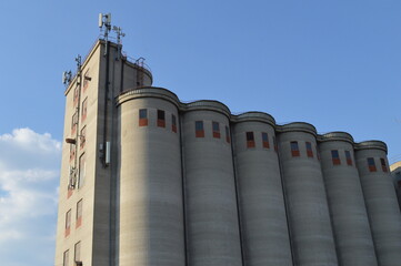 large concrete silos for storing wheat and corn