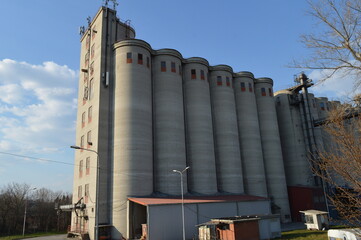 large concrete silos for storing wheat and corn