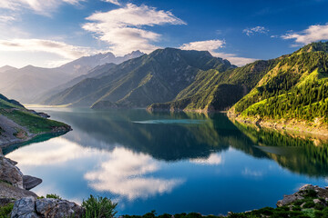 Fototapeta na wymiar The beautiful lake in Duku road in Xinjiang Uygur Autonomous Region, China.