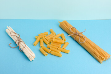 raw spaghetti pasta, italian cuisine, italian cuisine
