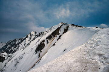 Fototapeta na wymiar 中国地方最高峰の「大山」冬景色