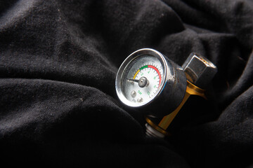 Wind gauge unit bar Vintage Scale To Measure Steam Pressure on background technology