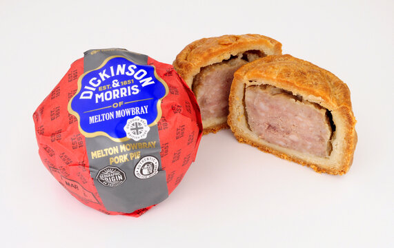 Dickinson And Morris Traditional Melton Mowbray Individual Pork Pie, Seasoned Pork Meat Encased In A Hand Crimped Hot Water Crust Pastry Case