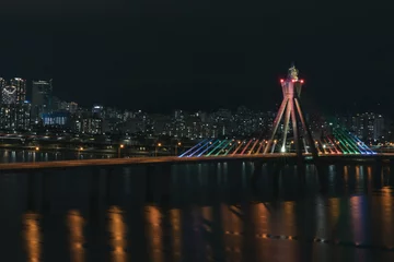 Zelfklevend Fotobehang bridge at night © Seungyeun