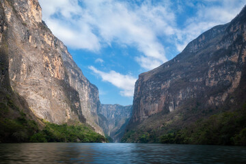 The Sump Canyon is the most spectacular part of the Sumidero Canyon where the waters of Grijalva River are deepest and the canyon walls reach up to 1,000 meters high, Chiapas State in Southern Mexico.